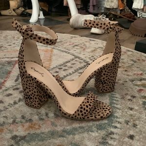 Ankle strap heel